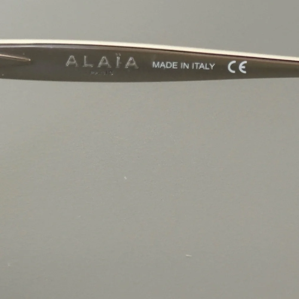 Azzedine Alaia AA0038S Sunglasses - Picture 8 of 12